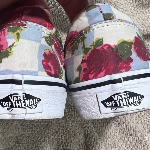 Vans 721357 Roses On Blue Checkered Pattern Sk8 Shoe Off The Wall Size 6.5 - Picture 7 of 10